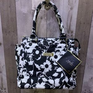 NWT JUJUBE Be Classy